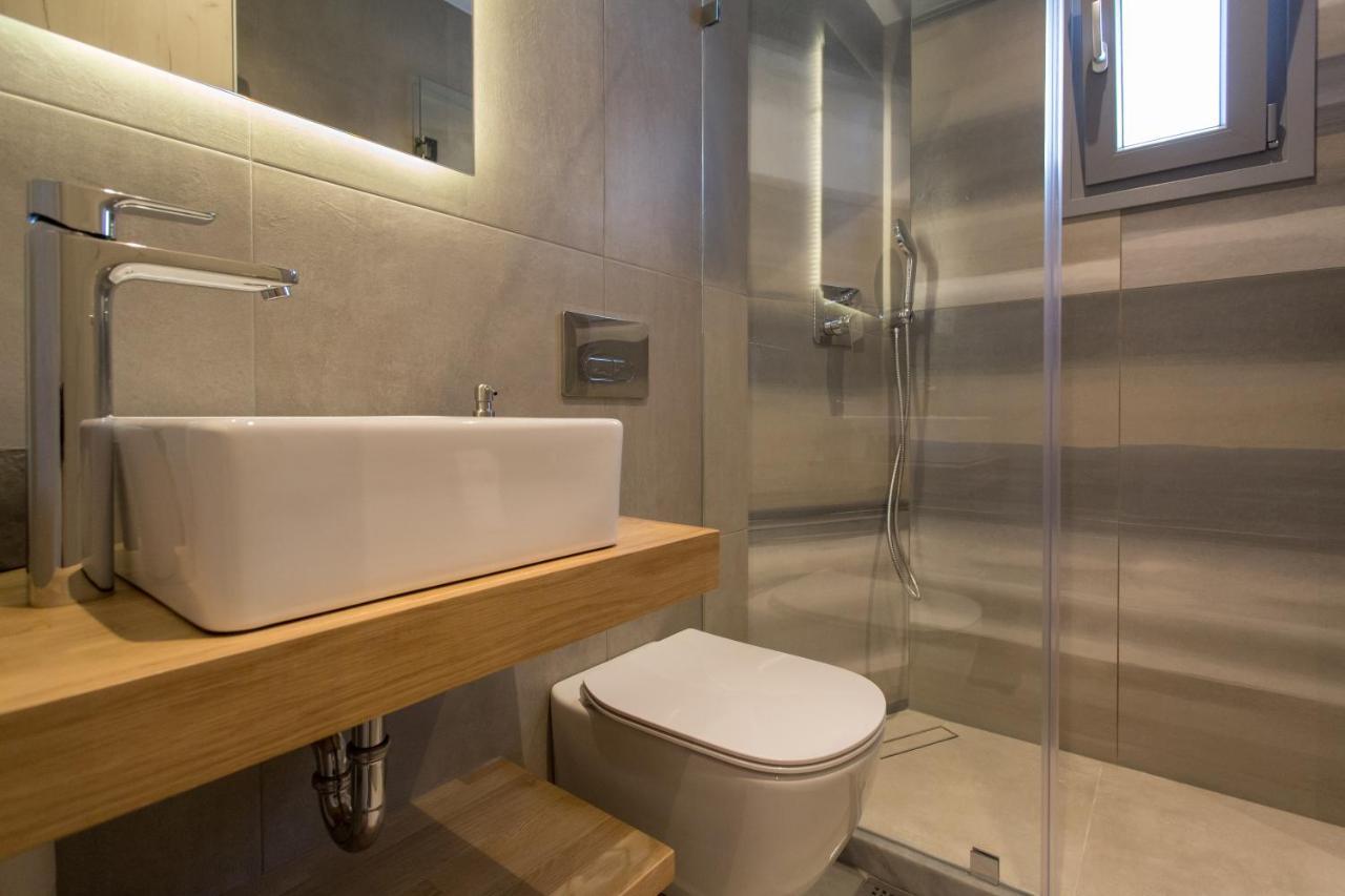 Barbarigos Luxury Spa Apartments Naoussa Esterno foto